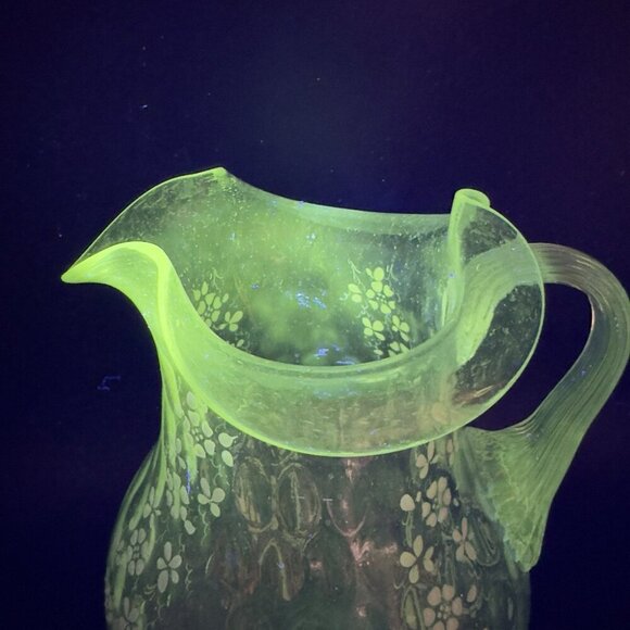 Antique Enameled Glass Pitcher Jug Hand Blown Optic Dot Manganese 365nm Green UV - Picture 4 of 16